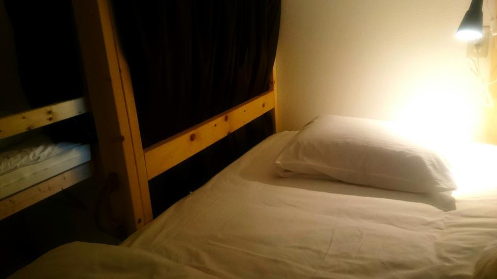 Guest House Yadomaru Осака Екстер'єр фото