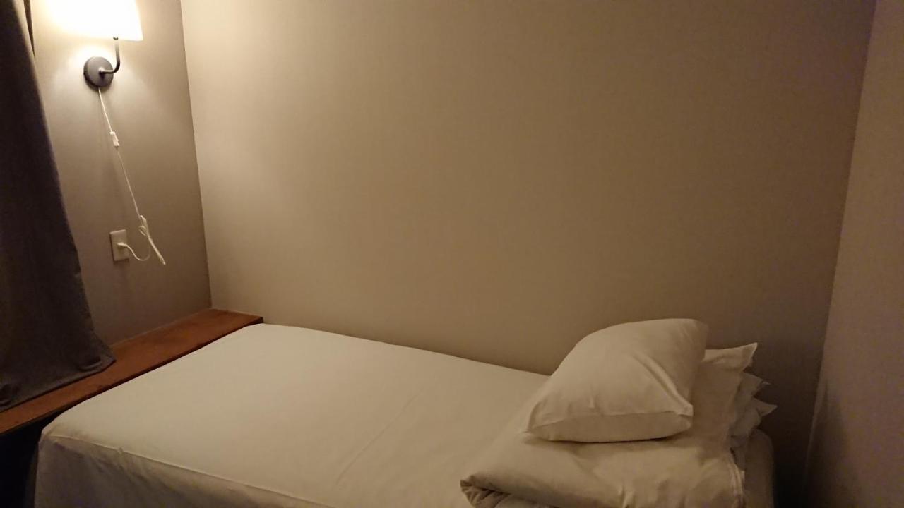 Guest House Yadomaru Осака Екстер'єр фото